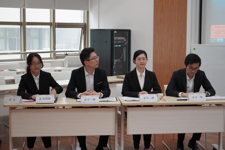 第二回合:纸媒是否会退出移动互联网时代反方三辩:李懿潇本场最佳辩手